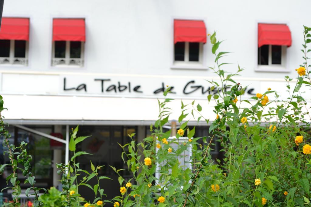 La Table De Gustave Ornans