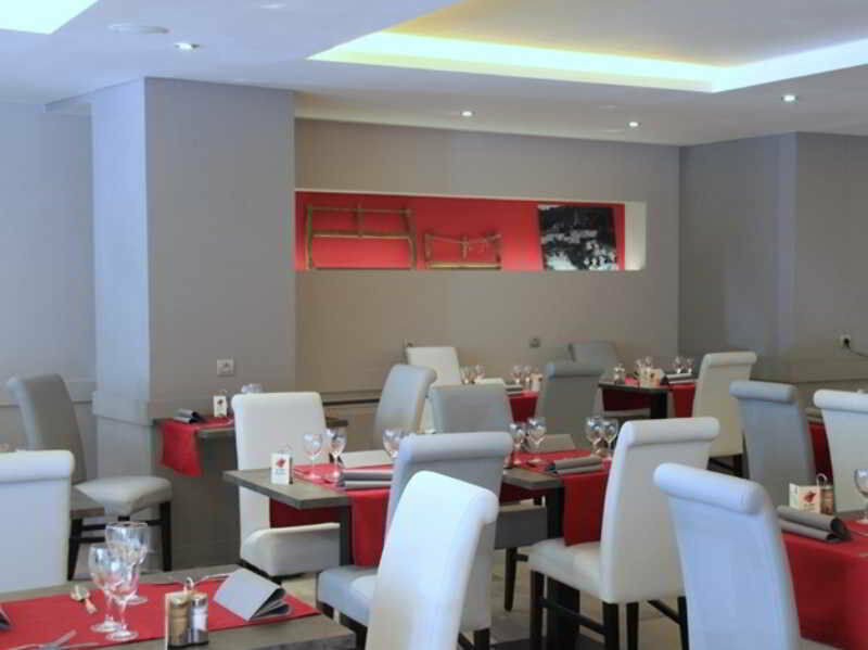 La Table De Gustave Hotel